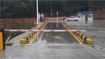 鑫鑫為您解答：60t電子汽車(chē)衡接通儀表后，顯示負(fù)超載？